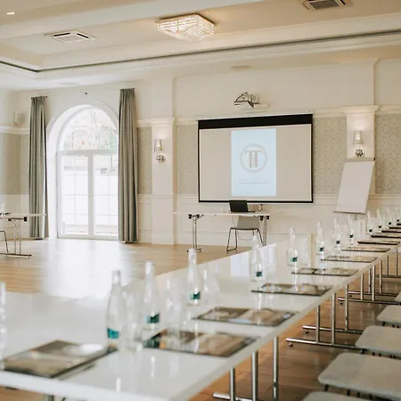Hotel Toscania Wloszakowice