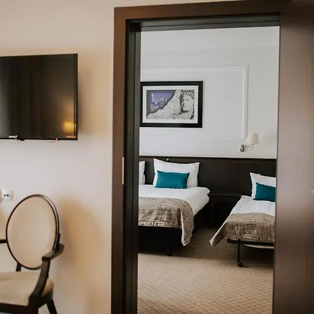 Toscania Szálloda Włoszakowice