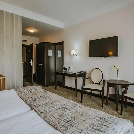 Toscania Hotel 3*